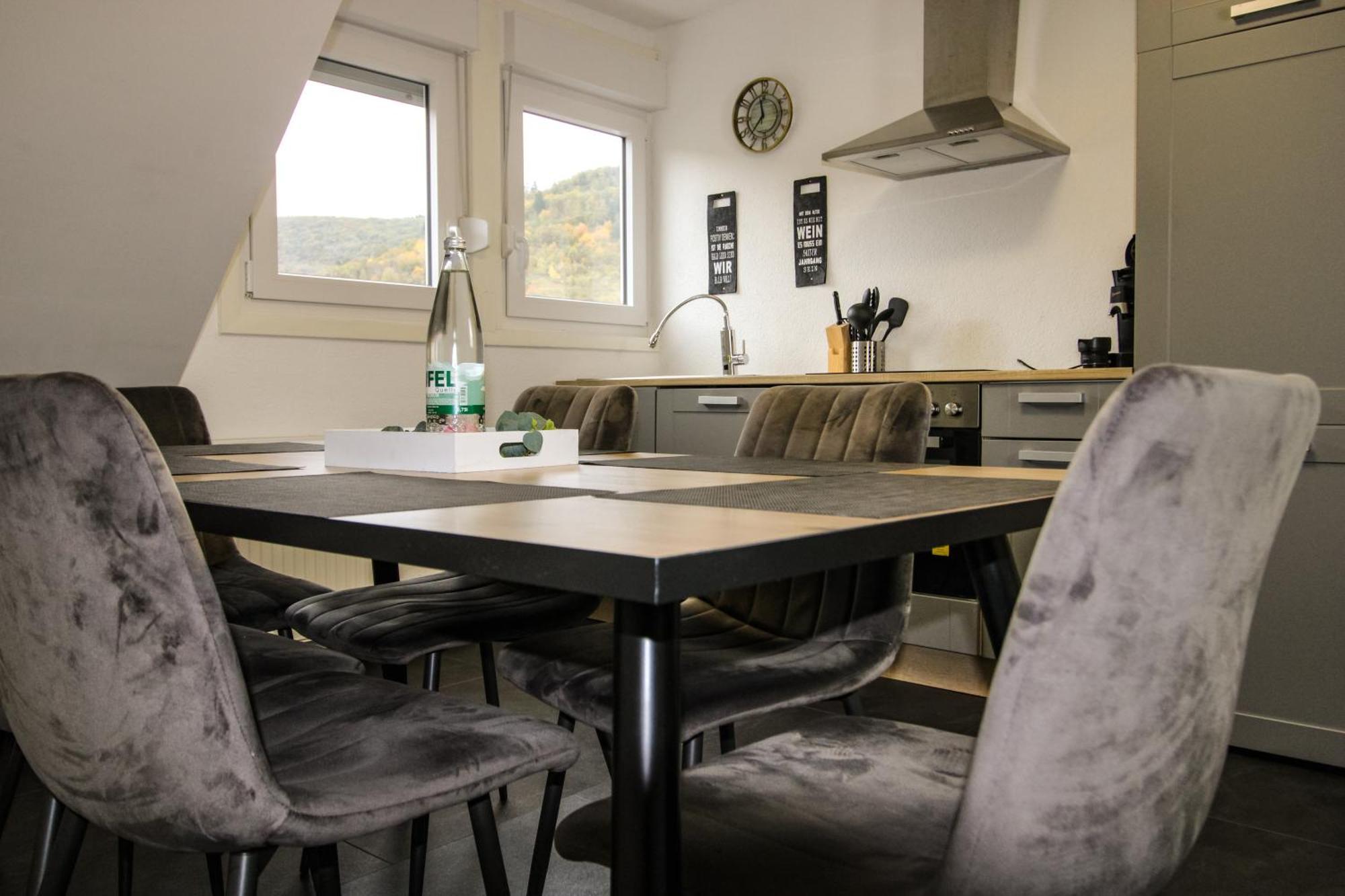 Sweet Six, Balkon, Netflix, Boxspringbetten, Hochwertiges Bad Zell an der Mosel Ngoại thất bức ảnh