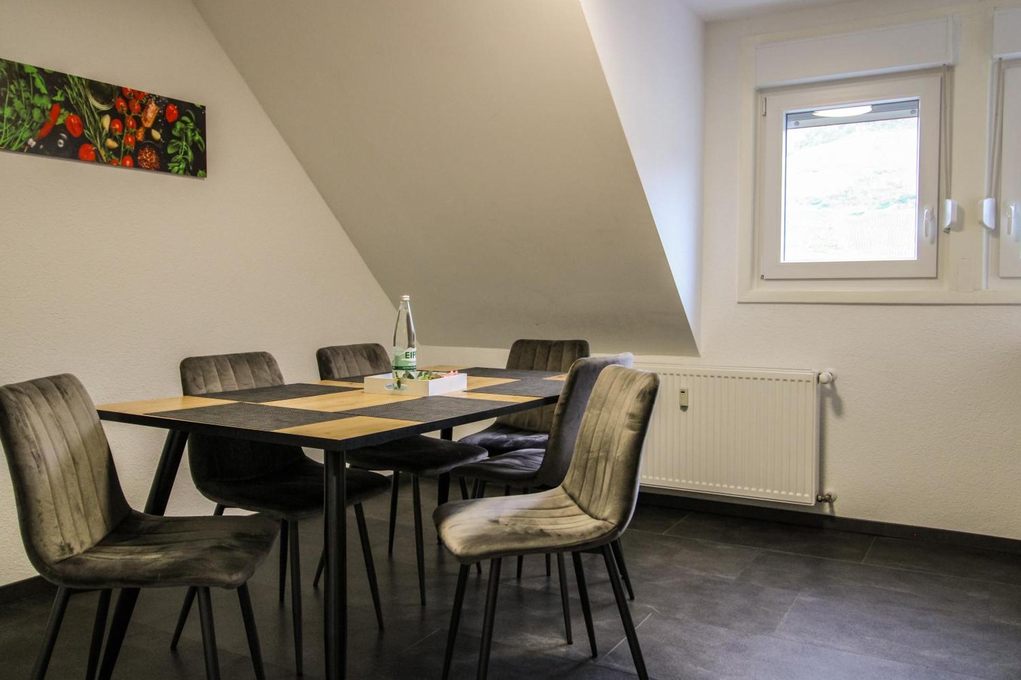 Sweet Six, Balkon, Netflix, Boxspringbetten, Hochwertiges Bad Zell an der Mosel Ngoại thất bức ảnh